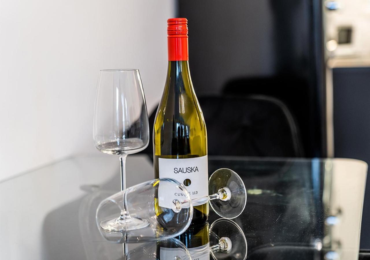 Appartamento Free Parking - Downtown Location, Balcony & Nespresso Budapest Esterno foto
