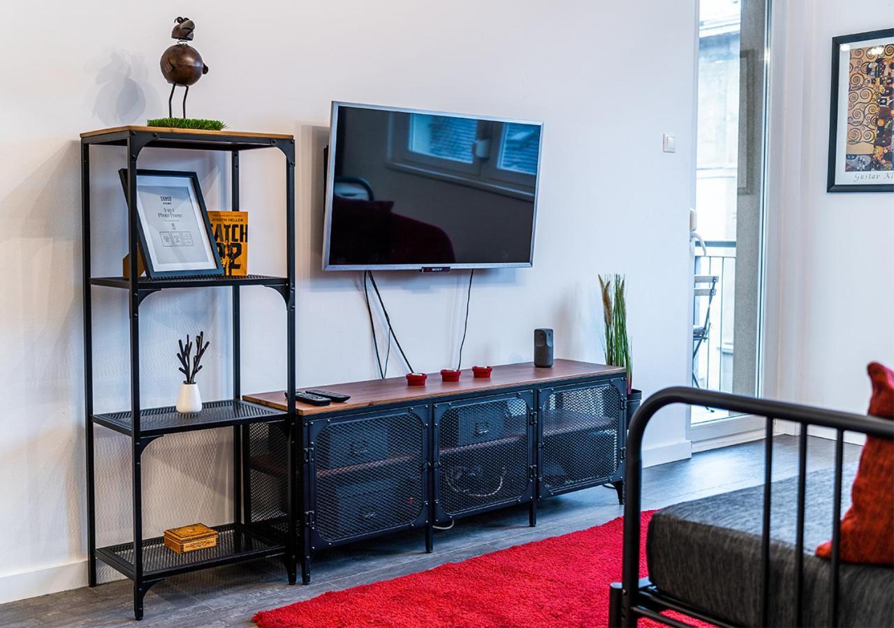 Appartamento Free Parking - Downtown Location, Balcony & Nespresso Budapest Esterno foto