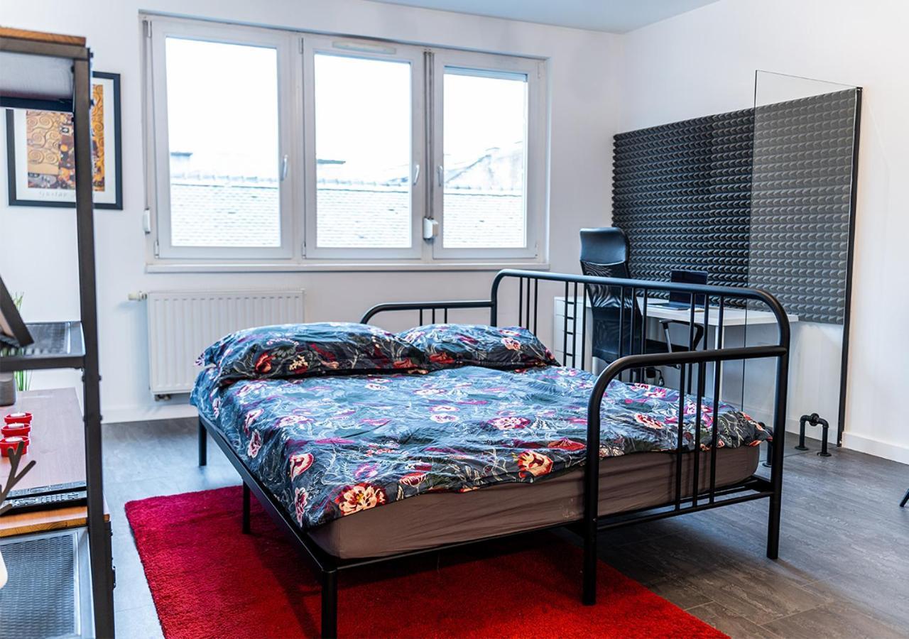 Appartamento Free Parking - Downtown Location, Balcony & Nespresso Budapest Esterno foto