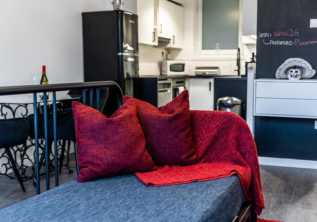 Appartamento Free Parking - Downtown Location, Balcony & Nespresso Budapest Esterno foto